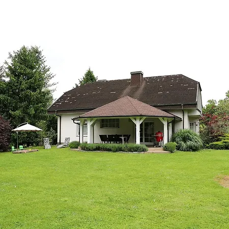 Ferienhaus Slavc With 4 Bedrooms Brežice